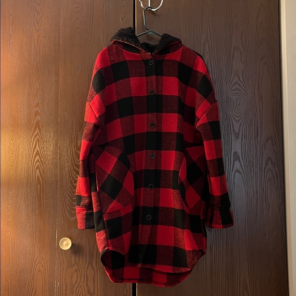 Cloth & Stone red and black checked, hooded, long coat. Size Medium